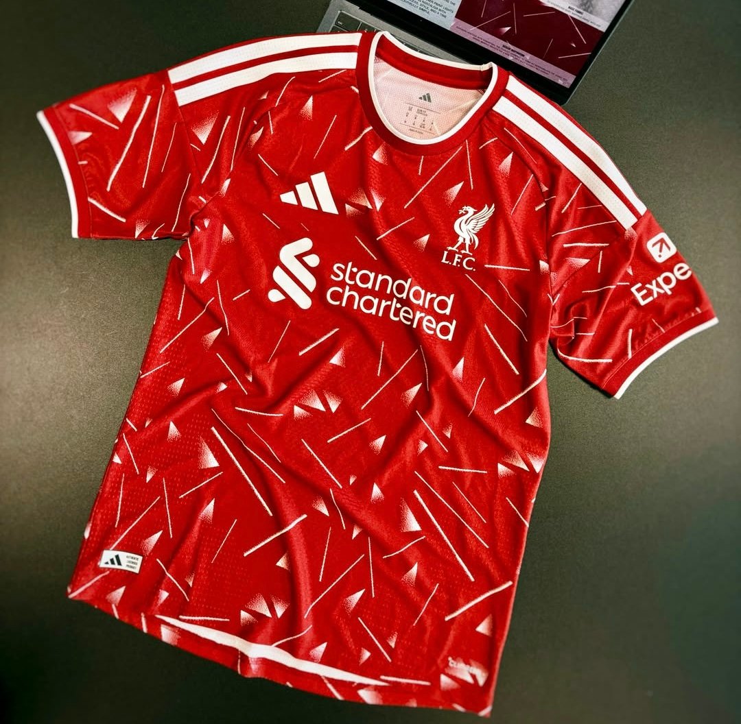 🍬 closer look at the 2026-27 @adidasfootball x @liverpoolfc Home Jersey….an icon since the late