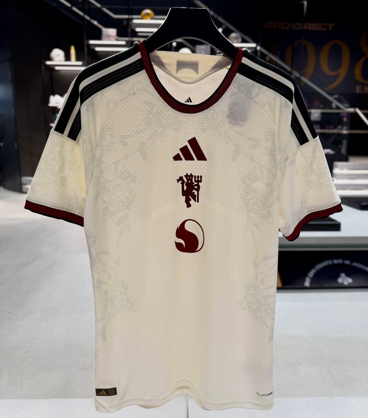 The Manchester United 26-27 Third Shirt has landed at PD-FC Manchester.@manutd & @adidasfootball